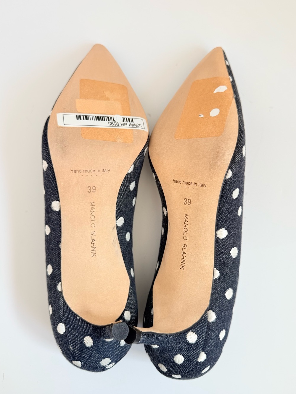 Manolo Blahnik BB 50 Dark Navy Denim White Polka Dot Kitten Heel Pumps EU 39 - Picture 6 of 8